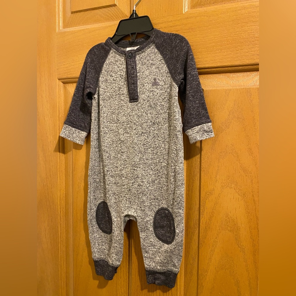 GAP Charcoal and Heather Gray Kids One Piece